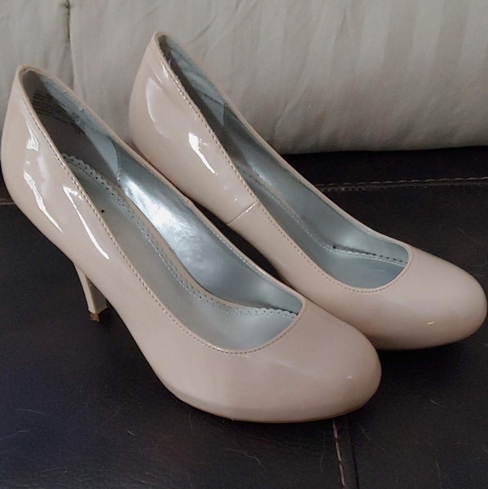 Fioni Heels